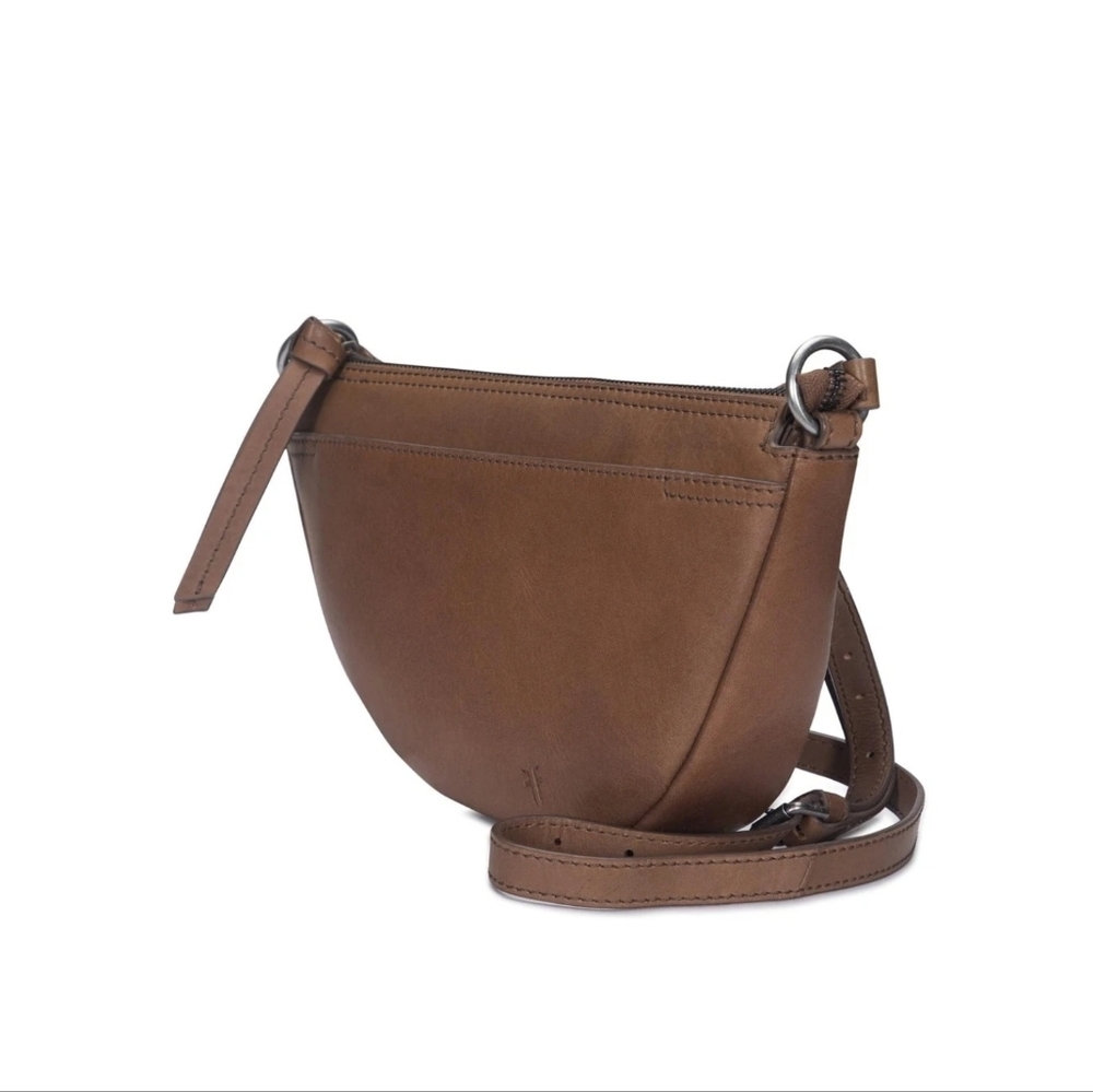 NWT Frye Cheyenne Saddle Bag